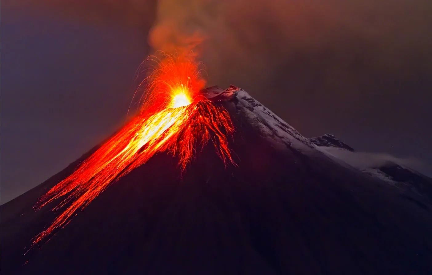 sognare eruzione vulcano